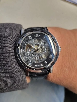 Reloj mecánico Sewor esqueleto hombre. Foto 1 de 4