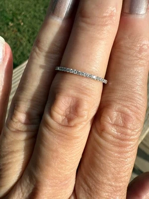 18kt Solid White Gold .35 CTW Genuine Mined Diamond Full Eternity Band Size 6.25 - Image 1 of 4