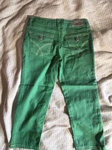 Z. Cavaricci Girls Capri Size 10 Light Green With Button Back Pockets - Picture 1 of 4