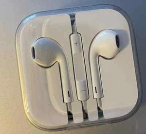OEM Apple Earbuds - Fast Shipping - Picture 1 of 2
