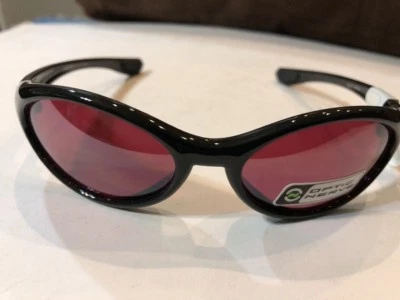 Nuevas gafas de sol con inyector nervioso óptico para mujer Foto 1 de 4