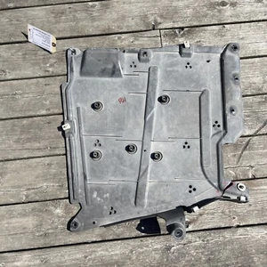 💠OEM 2019 - 2023 BMW 330i G20 REAR RIGHT FLOOR UNDER BODY SPLASH SHIELD COVER - Picture 1 of 14