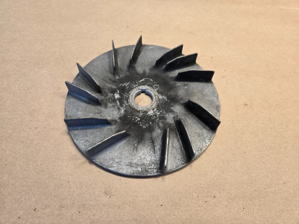 Ventilador alternador Jaguar XJS JLM2252 Foto 1 de 4