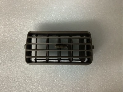 Subconjunto de registro de ventilación calentador de aire acondicionado tablero Toyota Camry usado (1997-2001) Foto 1 de 4