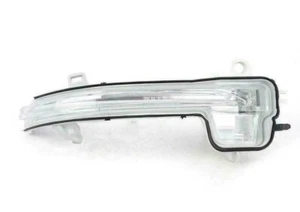 BMW Genuine Right Driver Side OS Additional Turn Indicator Lamp 51167493898 - Picture 1 of 1
