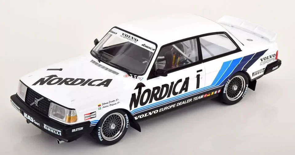 1/18 VOLVO 240 TURBO #1 ETCC BRUNN 1986 CECCOTTO OLOFSSON IXO 18RMC087.22 - Immagine 1 di 1