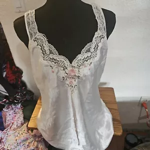 Vintage silk lingerie with matching underwear size large - Picture 1 of 3