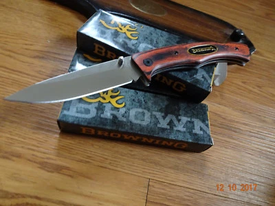 BROWNING POCKET KNIFE 5" CLOSED LOCK BACK BLADE 440 S.S.BLADE ROSEWOOD HANDLE - Image 1 of 4