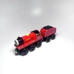 Trenino ferroviario Thomas & Friends Mike in legno con tender rosso 1999 TTT033 - Foto 1 di 5