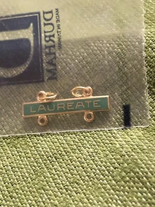 Beta Sigma Phi Laureate Pin - Green - Picture 1 of 1