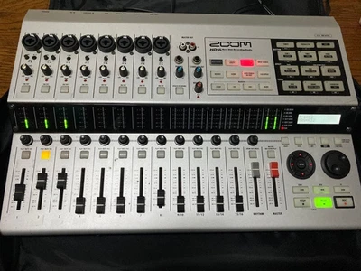 ZOOM HD-16 Hard Disk Recording Studio 16 Tracks USB MIDI Ships from Japan - Image 1 of 3