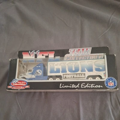 Detroit Lions White Rose Collectibles 1999 NFL Tractor Trailer Toy Vehicle 1:80 - Image 1 of 2