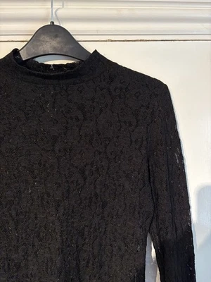 New Look Lace Long Sleeved Top Women’s UK Size 8. Black. Excellent Condition - Image 1 of 4