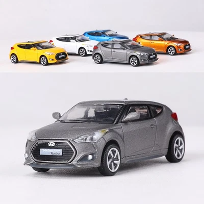 Coche modelo diecast Hyundai Veloster Turbo escala 1:64 para colección Foto 1 de 4