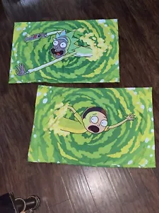 Rick and Morty Space Portal Set di 2 federe rete cartoni animati nuoto per adulti 2018 - Foto 1 di 23