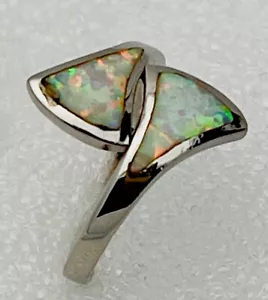 Sterling Silver 925 Lab Created White Fire Opal Ring Size 9 - Picture 1 of 4