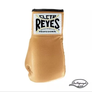 CLETO REYES Autograph Right Glove - Haymakers for Hope 🥊 - Picture 1 of 2