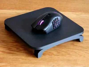 Armchair Mouse Pad – 20x20cm Plastic Mat for Sofa & Couch–Lightweight & Portable - Picture 1 of 6