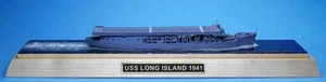Schiffsmodell SPIDERNAVY "USS Long Island", (SN 2-04 V), 1:1250, in Vitrine - Bild 1 von 5