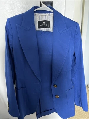 Traje de mujer Etro Milano Foto 1 de 4