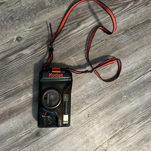 Kodak Explorer Class 7 Camera All Weather Motordrive 35mm 1:4.5 Lens Black Red - Picture 1 of 5