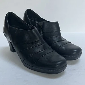 Clarks Artisan Size 8.5M Ankle Booties Pumps Black Leather Inside Zipper - Picture 1 of 11