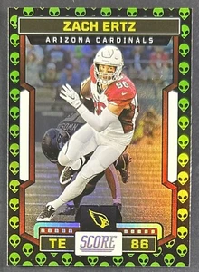 2023 Punktzahl Zach Ertz #157 Extraterrestrial Aliens SSP Case Hit Cardinals - Bild 1 von 2
