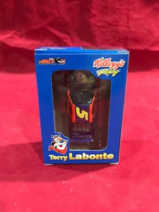 TL Action Racing 1/64 2002 #5 Terry Labonte Kellogg's Monte Carlo Cereal Box - Picture 1 of 3