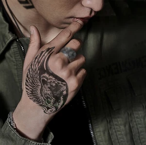 Temporäres Tattoo Löwe Engel Flugel Lion Loewe König Groß Einmal Einmal Wings - Photo 1/2