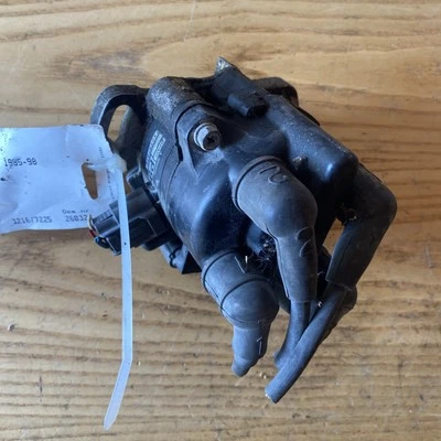 Mazda 323F BA 1996 1.5L Distributor T2T57372 #85202 Box#69 BPM6 - Image 1 of 4