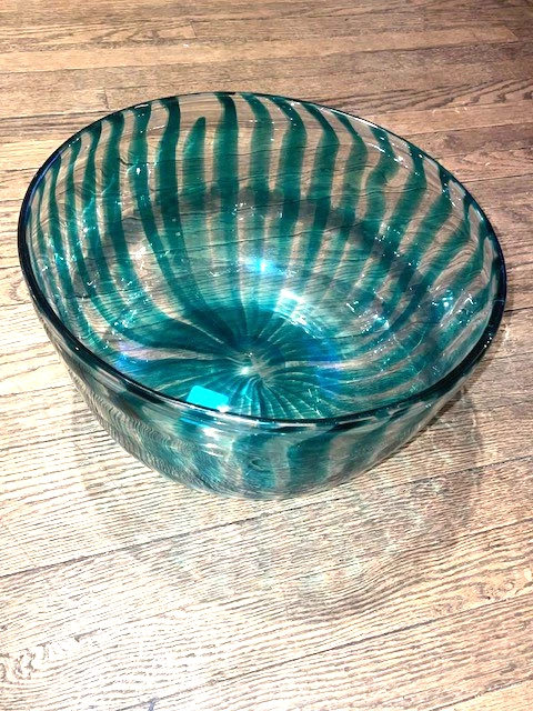 Ensaladera grande Pottery Barn William Sonoma Blue Swirl nueva 13 H X 13 W X 10,5 H Foto 1 de 4