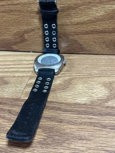 Montana Analog Armbanduhr mit Schließenband und Quarzuhrwerk - Bild 1 von 6