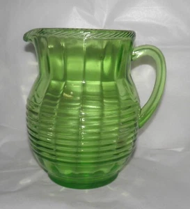 Anchor Hocking URANIUM Green Circle Pattern Depression Glass 80 oz Pitcher 1930s - Picture 1 of 5
