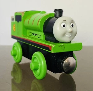 Tren ferroviario de madera Thomas & Friends Percy Engine curva de aprendizaje - Imagen 1 de 5
