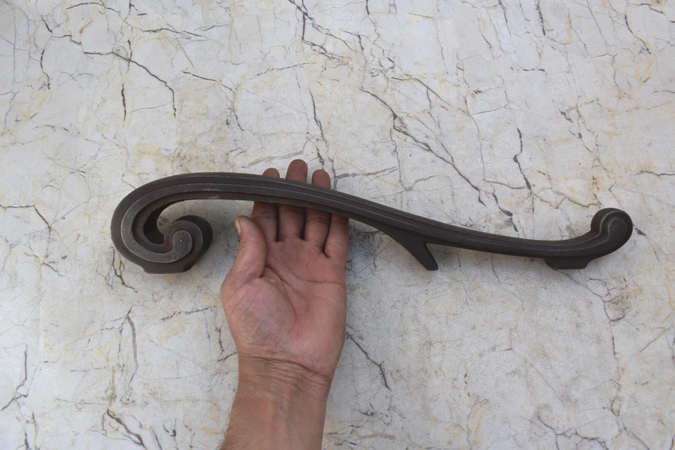 Винтажные чугунные большие и тяжелые дверные ручки викторианской эпохи для фермерского сарая деко - Изображение 1 из 4