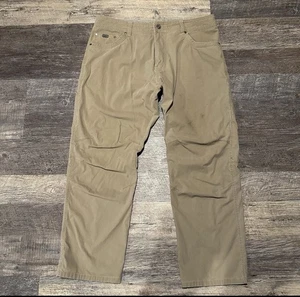 Kuhl Pants Men’s 40x32 Beige Tan Vintage Patina Dye Hiking Outdoor Revolvr Stain - Picture 1 of 22