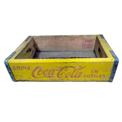 Botella de refresco Coca Cola de colección caja de madera amarilla portador Portland O 1965 Foto 1 de 4