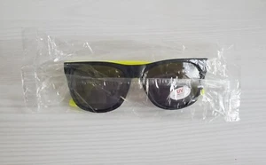 Black Neon Bright Yellow Sunglasses Shades UV Eye Protection NEW - Bild 1 von 2