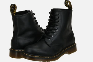 Dr. Martens Stivali da Combattimento Donna 1460W Otto Occhielli Stringati, Nappa Nera - Taglia US 7 - Foto 1 di 7