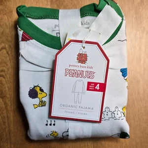 POTTERY BARN KIDS ORGANIC PEANUTS SNOOPY HOLIDAY TIGHT FIT PAJAMAS SIZE 4 - Picture 1 of 6