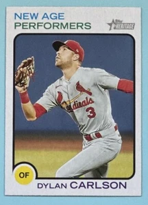 Inserto Topps Heritage New Age Performers 2022 DYLAN CARLSON #NAP-15 Cardinals - Foto 1 di 2
