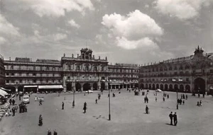 España - SALAMANCA (Cast. & Léon) Plaza Mayor - Ed. Manipel 12 - Picture 1 of 2