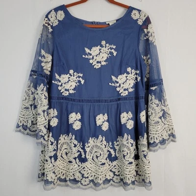 Sundance Fleur in Bloom Lace Floral Embroidered Bell Sleeve Blouse size M blue - Image 1 of 4