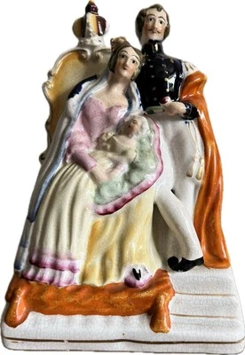 Beautiful Staffordshire Pottery Flatback Queen Victoria - Prince Albert & Child - Image 1 of 4