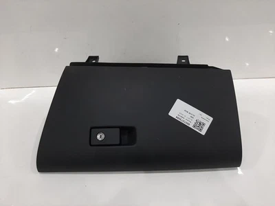 Volvo V60 MK1 2011 5 puertas Estate guantera Foto 1 de 4