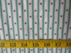 VTG Calico Tiny Hearts Stripe Lightweight Beige Cotton Fabric 3 yds + 10" x 42" - Picture 1 of 3