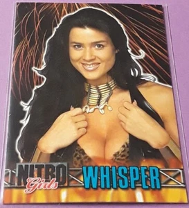 Carta Topps WCW 1999 NUOVA SENZA ETICHETTE Nitro Girls WHISPER #61 Base Parallela Vintage Wrestling - Foto 1 di 1