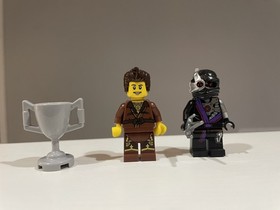 LEGO 5002144 Ninjago: Toys R Us Exclusive Dareth vs Nindroid Complete