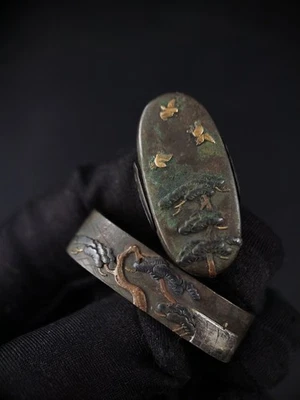 Vela de pinheiro japonês e pássaros voadores Fuchi & Kashira para Wakzashi B161 - Imagem 1 de 4