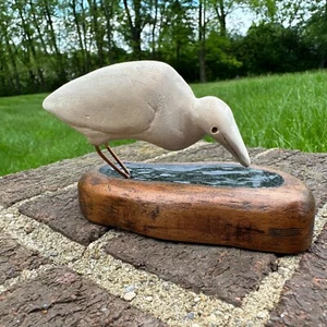 Vintage handgeschnitzte Holz Ufervogel Trinkwasser Skulptur Kunst Deko klein - Bild 1 von 9
